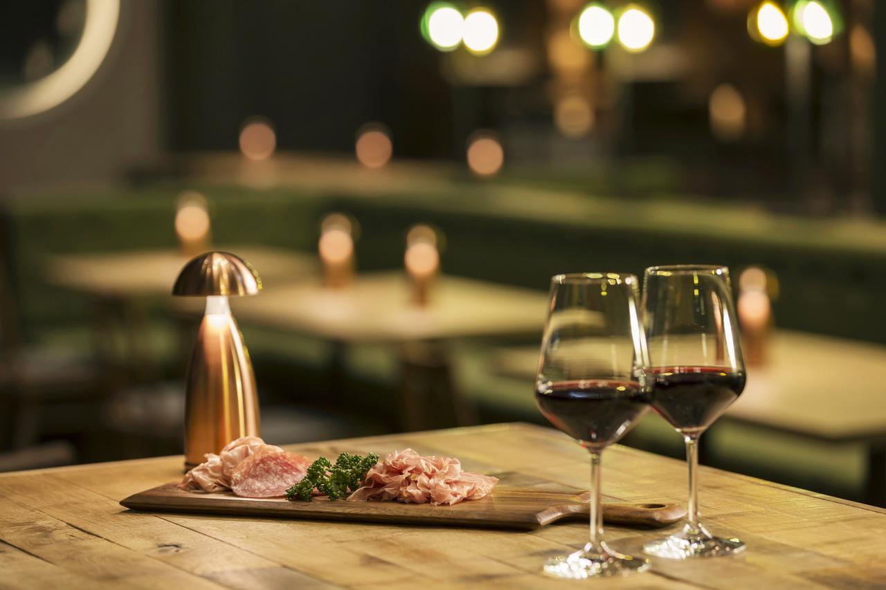 Omo7 Asahikawa By Hoshino Resorts Екстериор снимка Wine and tapas